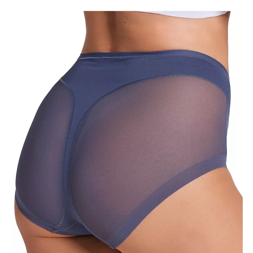 Leonisa Undetectable Shaper Panty